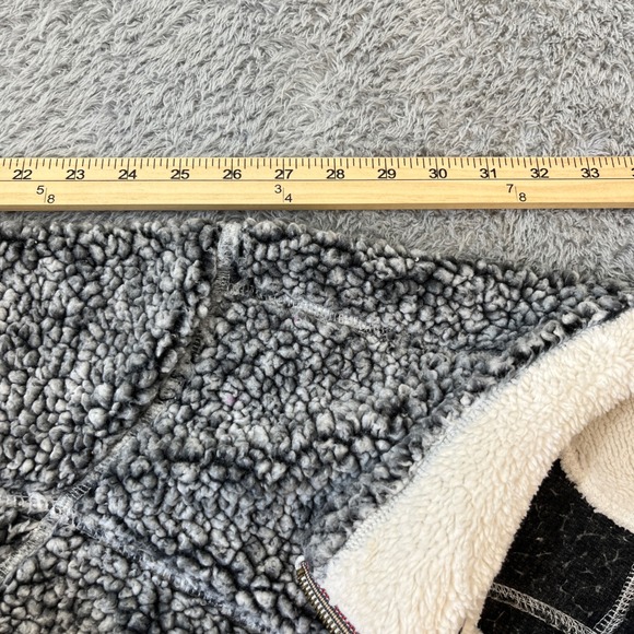 Grizzly Sherpa Mens XL Gray Black Cozy Fleece Quarter Zip Pullover - Picture 7 of 10